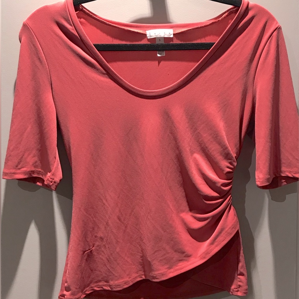 Leith Tulip Hem Tee